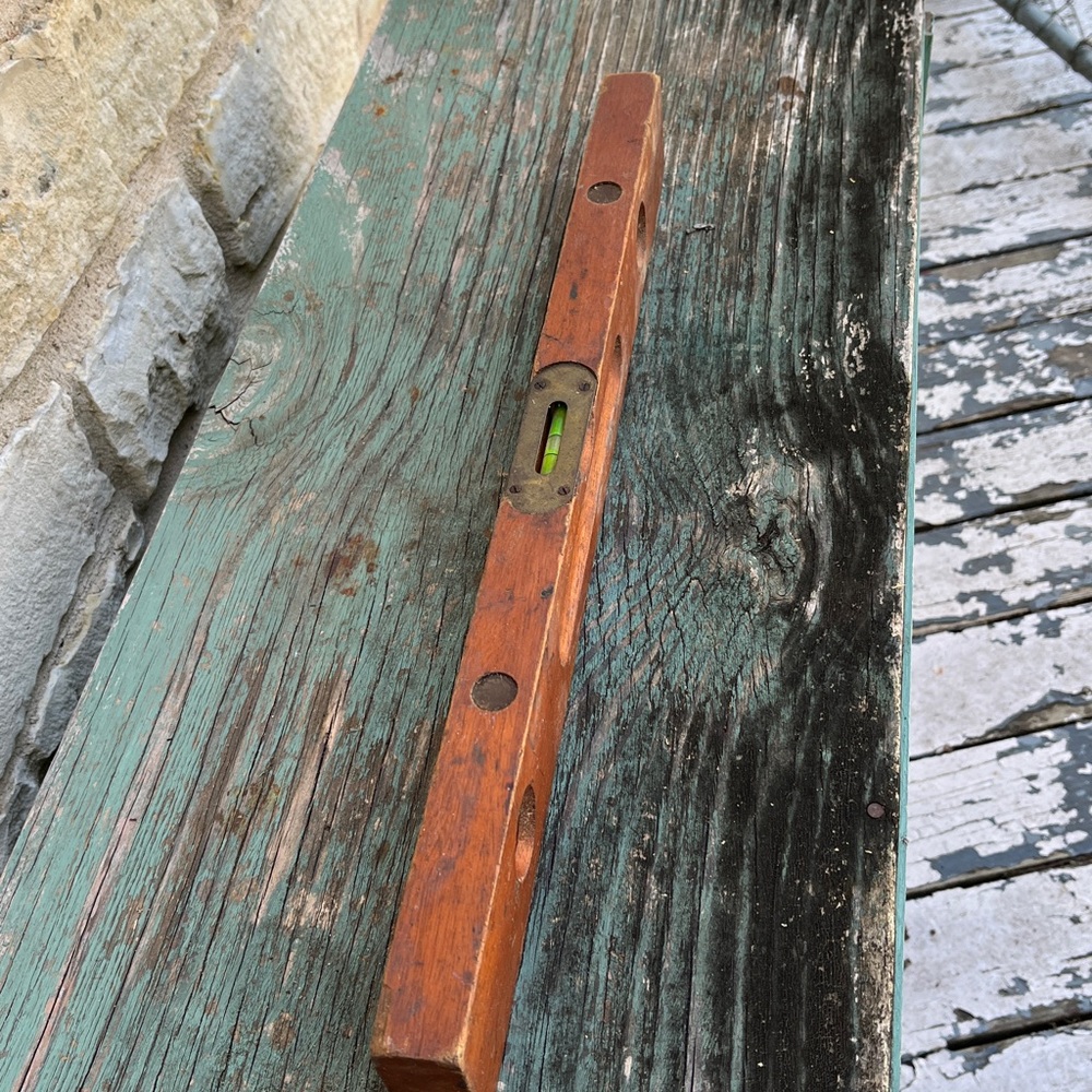 Early 1900s Wooden Level - Picture 2 of 9